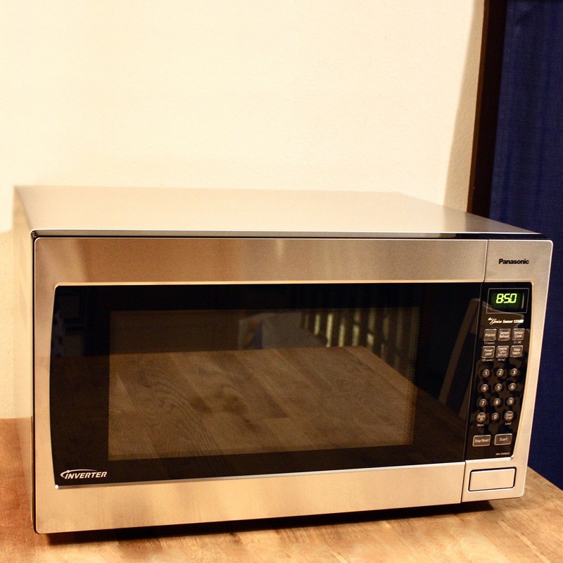 Black Mesh on the Microwave | Hidden Purposes of Everyday Objects | Zestradar