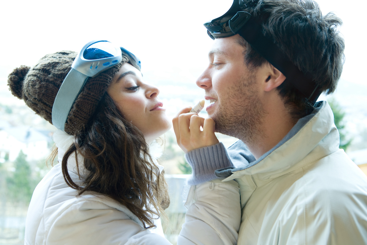 6 Undeniable Tips to Make Your First Kiss Perfect