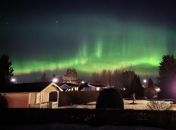 #8| What’s the View From Your Window? See the Amazing View From 15 People’s Window | Zestradar