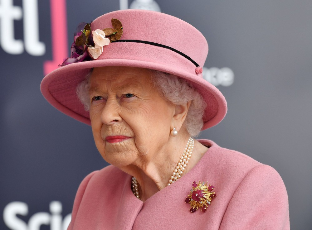 Queen Elizabeth  | The Amazing Wealth of the British Royal Family | Zestradar